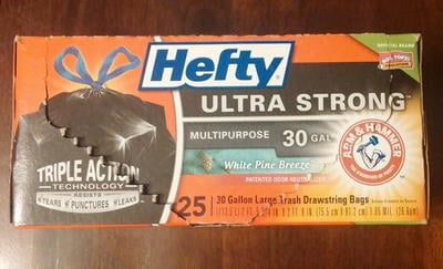 Hefty Ultra Strong Multipurpose Large Trash Bags, Black, 30 Gallon, 20  Count, White Pine Breeze Scent 