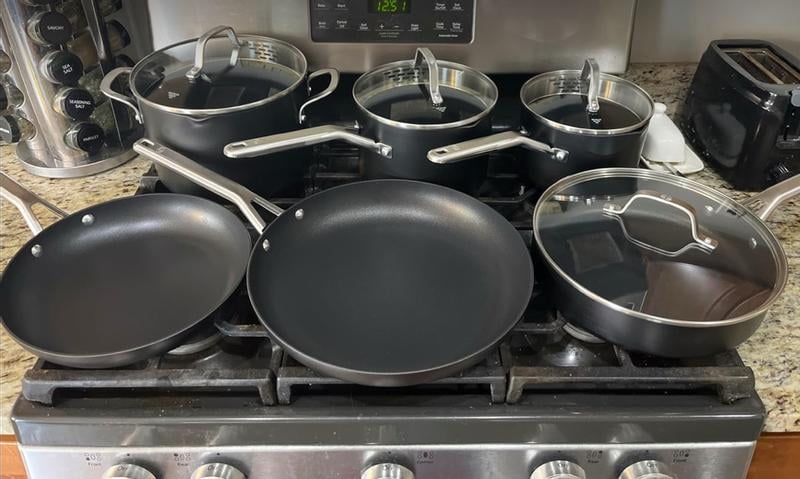 Calphalon ポットハンガー Calphalon Signature Hard Anodized Nonstick Everyday Pan With Cover