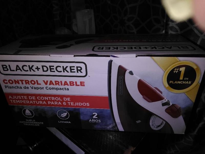 BLACK + DECKER Variable Control Compact Steam Iron - Red, 1 ct - Kroger