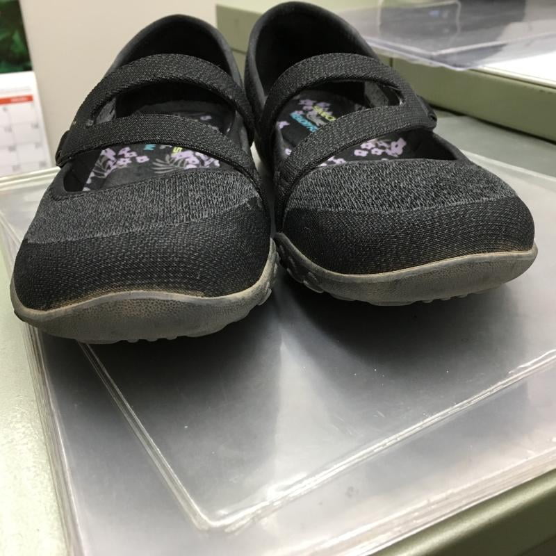 skechers sport women's breathe easy lovestory mary jane flat