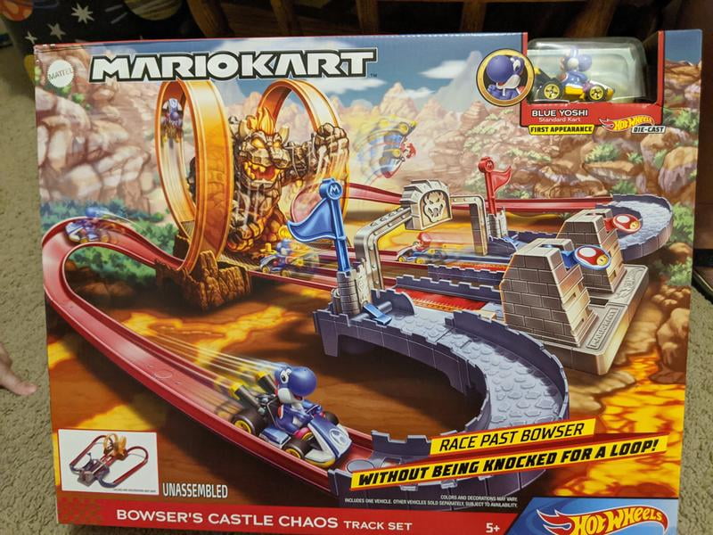 Hot Wheels Mario Kart Bowser's Castle Trackset : Target