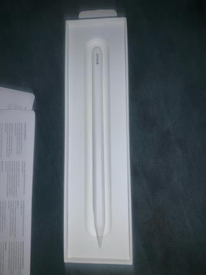 Apple Pencil (USB-C): Pixel-Perfect Precision, Tilt Sensitivity