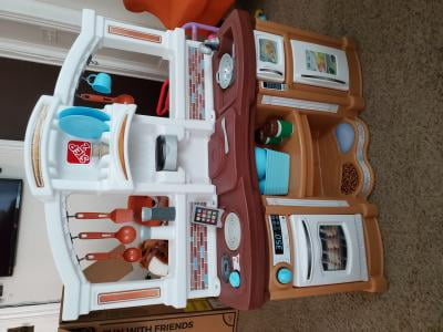 Step2 - Fun with Friends Kitchen Play Set - Tan