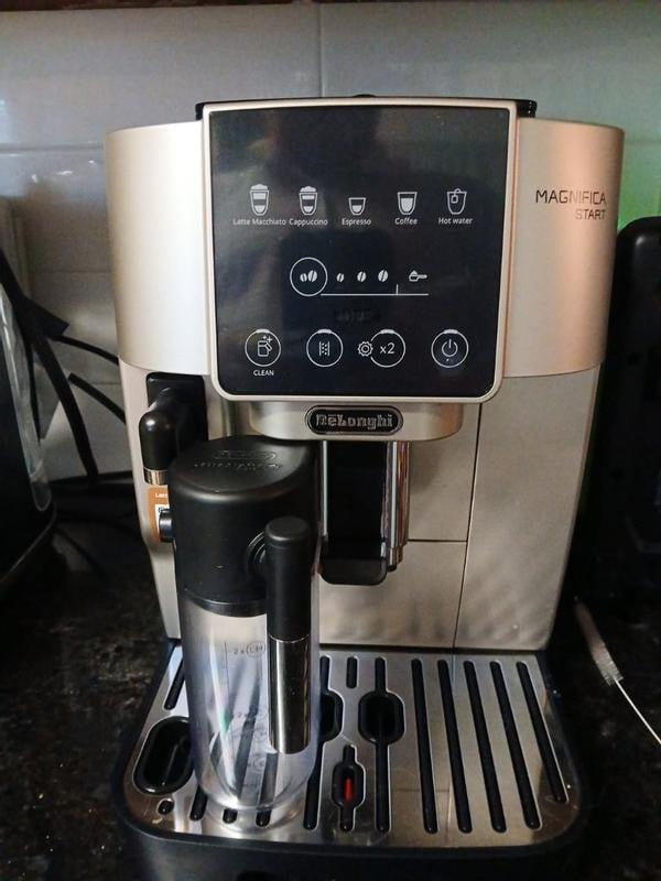 De'Longhi MAGNIFICA Start エスプレッソマシン De'Longhi Magnifica Start Fully Automatic Espresso Machine