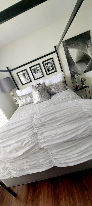 Weston Home Hazleton Black Metal Queen Canopy Bed with Grey