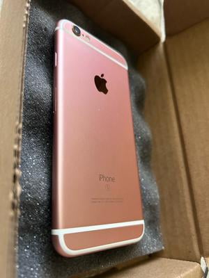 Pre-Owned Apple iPhone 6s - Carrier Unlocked - 64GB Rose Gold