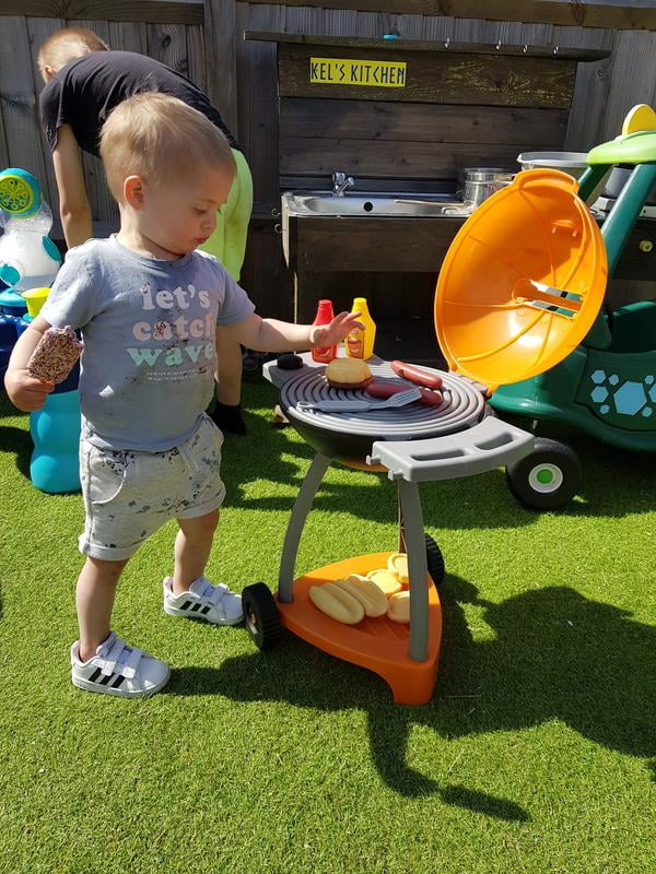 Little Tikes Sizzle and Serve Toy Grill with Pretend Food and Condiments Walmart