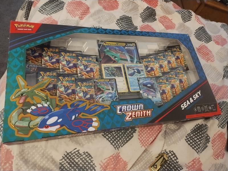 Pokémon Crown Zenith Sea & Sky Premium Collection - Samsclub.com