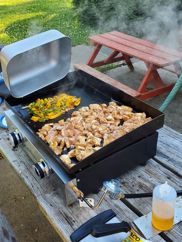 Blackstone 2147 28in Original Griddle With Hood 2Burner, 48 OFF