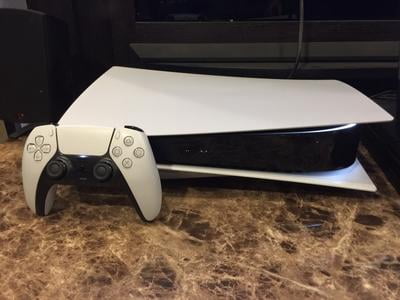 Sony PlayStation 5 - Game console - 8K - HDR - 825 GB SSD - Walmart.ca