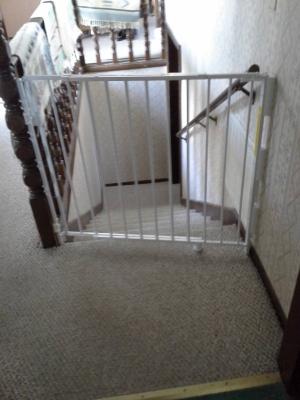 Regalo Extra Tall And Wide 2 In 1 Stairway And Hallway Wall