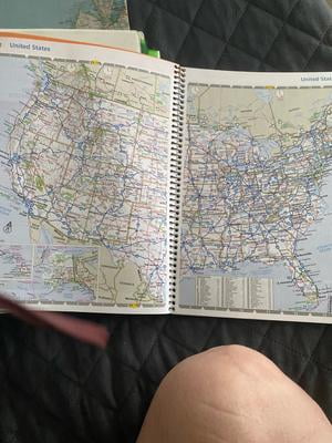 2026 Rand McNally Easy to Read Midsize Road Atlas, (Paperback