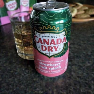 Canada Dry Caffeine Free Fruit Splash Strawberry Ginger Ale Soda