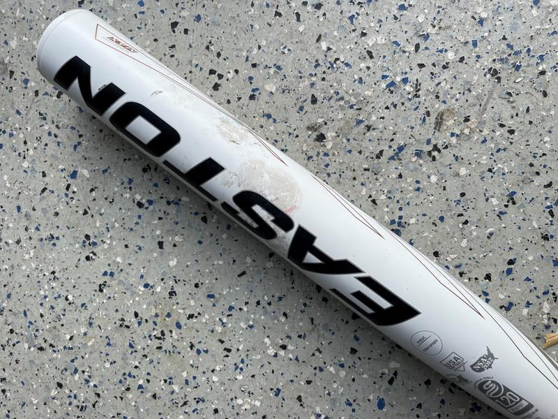 Easton 2024 Bate de sóftbol Ghost Unliited de lanzaiento rápido