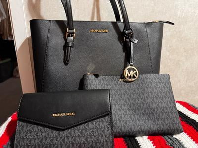 Customer reviews for Michael Kors Women's Large Leather Tote 3-in Customer reviews for Michael Kors Women's Large Leather Tote 3-in