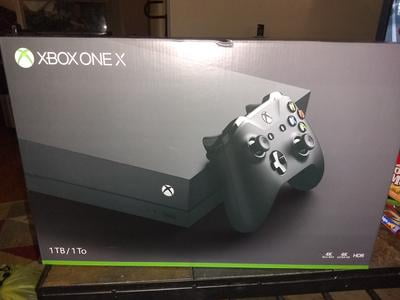 Microsoft Xbox One X 1TB Black, CYV-00001 -