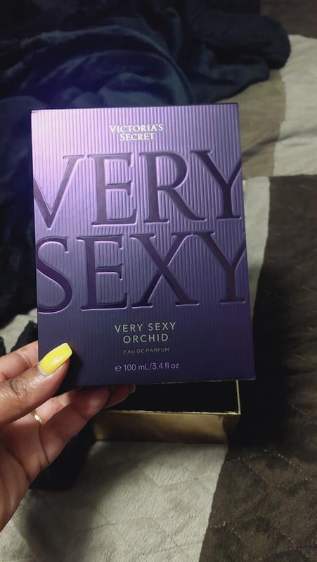 Victoria's Secret Very Sexy Sea Eau de Parfum, Notes of Italian