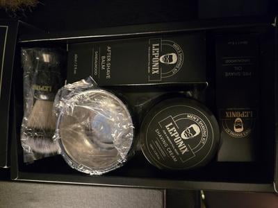 LEPONIX Shaving Kit for Men with Safety Razor, Sandalwood Cream
