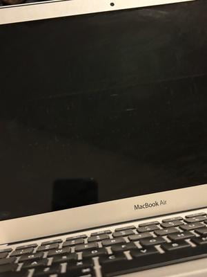 Restored Apple MacBook Air 11.6 Inch Laptop MD711LL/B - Walmart.com
