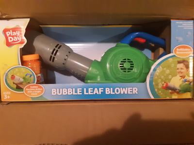 play day bubble leaf blower