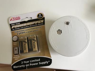 Kidde 9v Batteries 2 Count Walmart Com Walmart Com