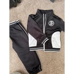 Image 2 of customer photos