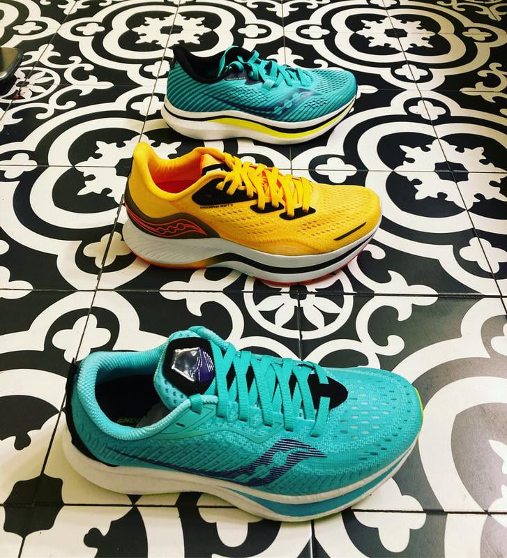 Saucony エンドルフィンスピード2  25.5 ウィメンズ Amazon | Saucony レディース エンドルフィン スピード 2