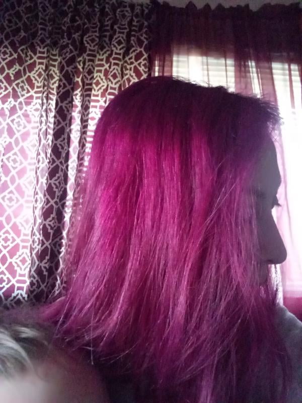 L Oreal Paris Feria Permanent Hair Color 622 Fuchsia Cha