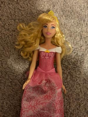 Disney Princess Aurora Fashion Doll and Accessory, Toy Inspired by the  Movie Sleeping Beauty - Walmart.ca