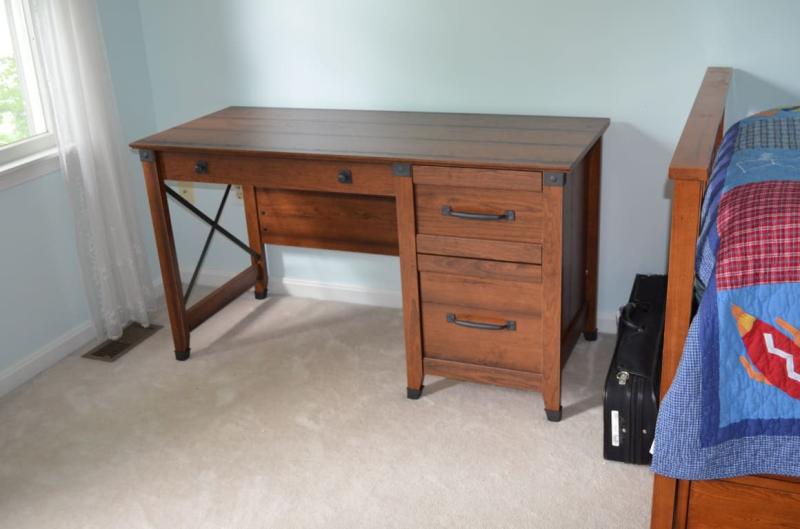 Sauder Carson Forge Desk With 3 Drawers Washington Cherry