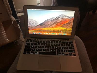 Restored Apple MacBook Air 11.6