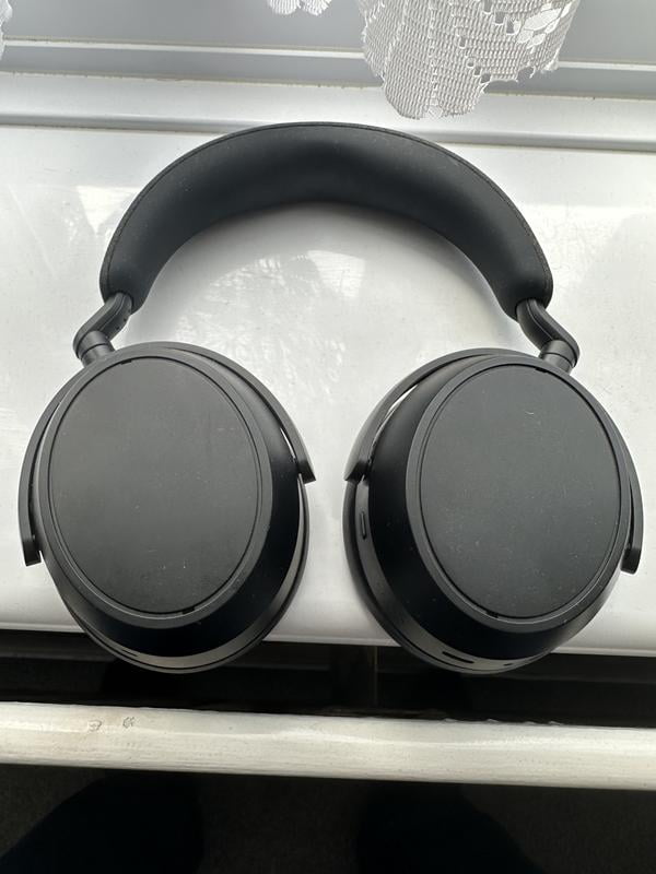 ヘッドフォン/イヤフォン SENNHEISER - SENNHEISER MOMENTUM 4 Wireless BLACK Sennheiser MOMENTUM 4 Noise-Canceling Wireless Headphones