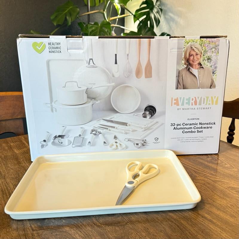 Customer reviews for Martha Stewart Everyday Elverton 32-Piece Non