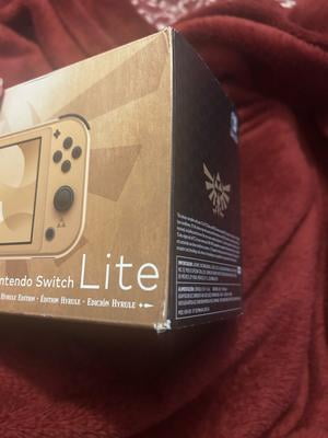 Nintendo Switch 本体 DLCあり Nintendo Switch Lite - Animal Crossing: New Horizons Bundle