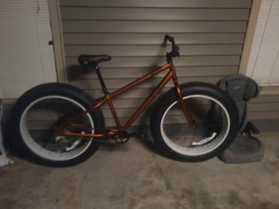 Mongoose beast men's 2024 fat tire bike