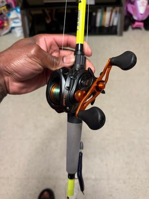 Lew's Xfinity Speed Spool Baitcast Fishing Reel - Walmart.com