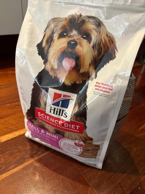 all about dog food hills Hill's Science Diet Adult No Corn, Wheat or Soy Dry Dog Food, Chicken, 4 lb Bag main image 1