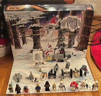 LEGO, Star Wars Advent Calendar, 75340, 329 Pieces - Walmart.com