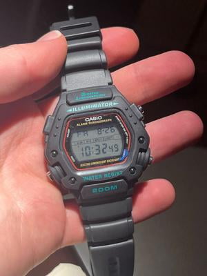 559079_4