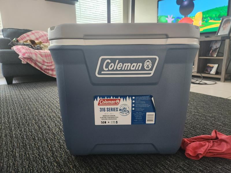 Coleman 316 Series 60QT Wheeled Cooler, 1 Count and Freez Pak