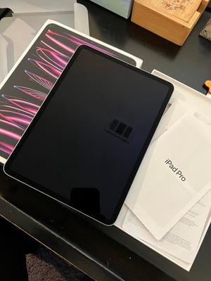 Apple 11-inch iPad Pro (2018) - 1TB - WiFi + Cellular - Walmart.com