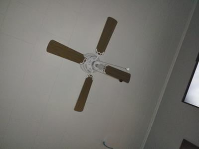 42 Mainstays Hugger Indoor Ceiling Fan With Light White