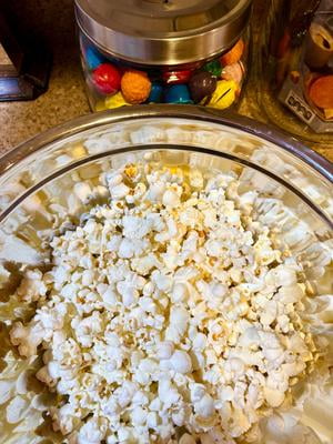 Jolly Time Select Premium Large Kernel Yellow Popcorn, 30 oz