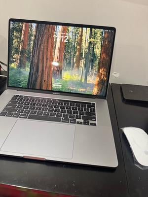 Restored Apple Macbook Pro A1990 15