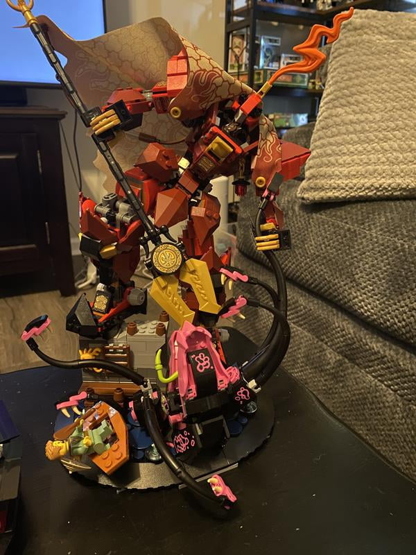 LEGO NINJAGO Fire Knight Mech Set 71846 with Kai Minifigure
