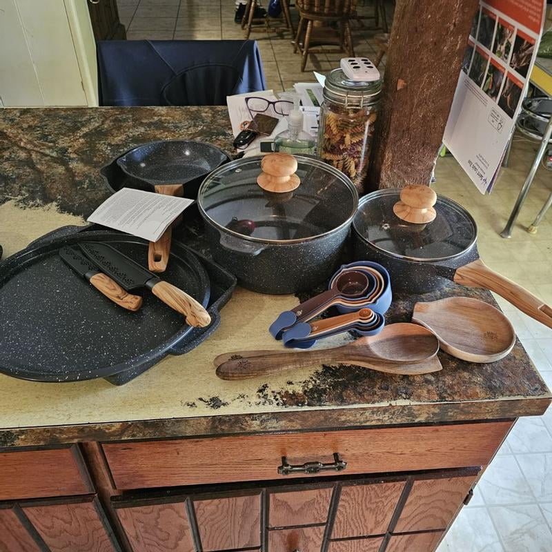 Customer reviews for The Pioneer Woman 32-Piece Nonstick Cast