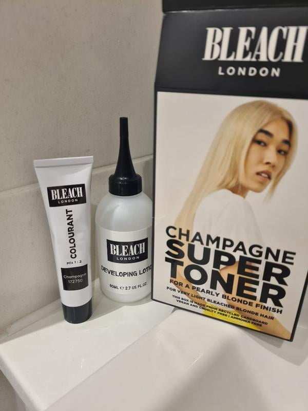 Bleach London Professional Champagne Super Toner Kit, Semi