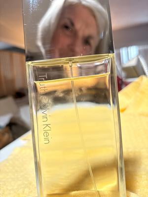 【未開封品】  Truth トゥルース EDP 100ml Calvin Klein TRUTH 3.4 oz - Sensual Eau De Parfum Spray for Women