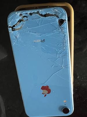 Restored Apple iPhone XR - Carrier Unlocked - 64GB Coral - Walmart.com