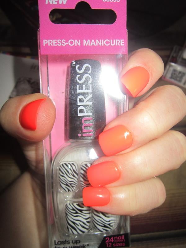 Broadway Nails Impress Kiss Tell Press On Manicure 24 Count Walmart Com Walmart Com